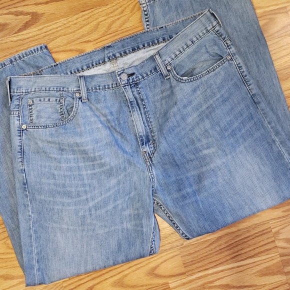 LEVIS Jeans - Picture 2 of 2